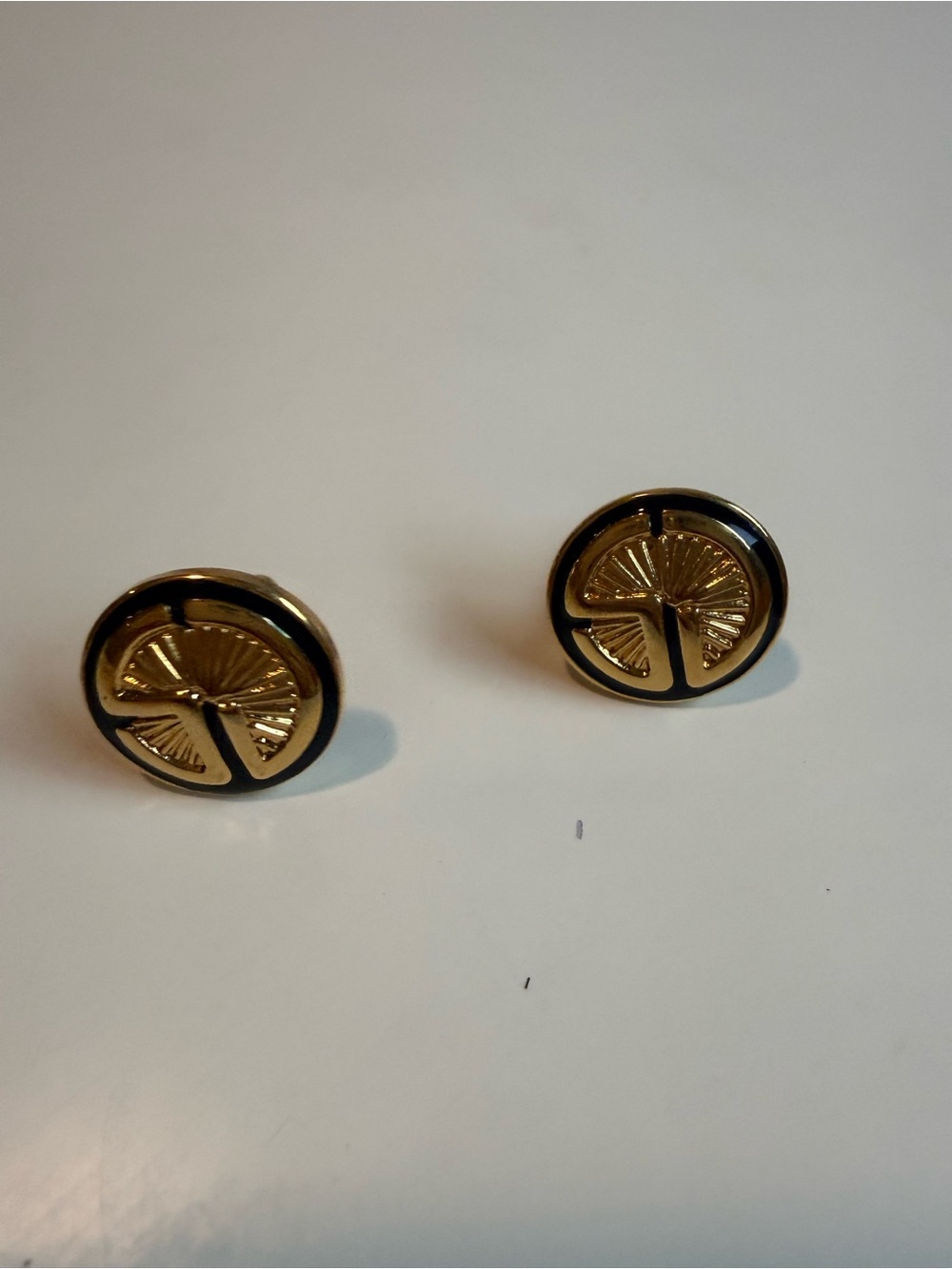 Gold and Black Round Men’s Cufflinks – Sunburst Motif